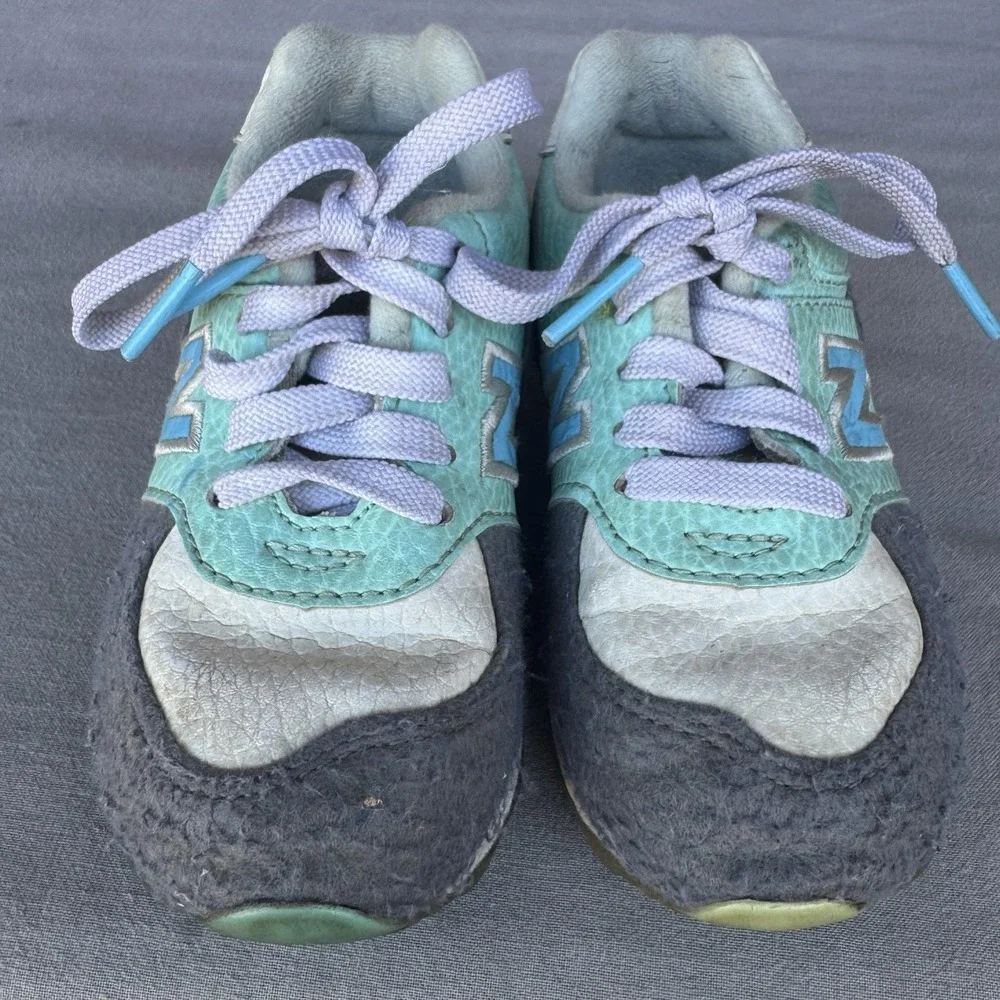 Size 9.5c - New Balance 574 Kids‎ Suede Mesh Sneaker Gray Blue KL574FYI